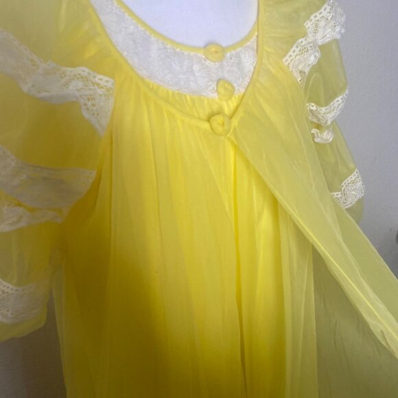 Vintage Intime California Yellow Nightgown & Robe Set Size S Chiffon Bell Sleeve - Picture 11 of 16